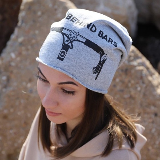 Lightweight and fine Be Different printed beanie hat